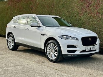Used Jaguar F-Pace 2016 for sale - 76193955: Photo 2
