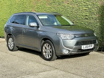 Mitsubishi - Outlander