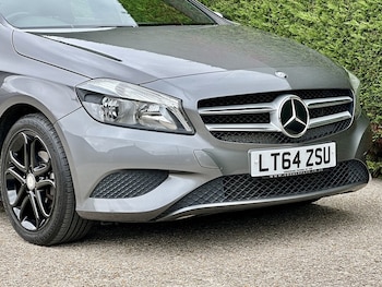 Used Mercedes-Benz A-Class 2014 for sale - 75999037: Photo 4