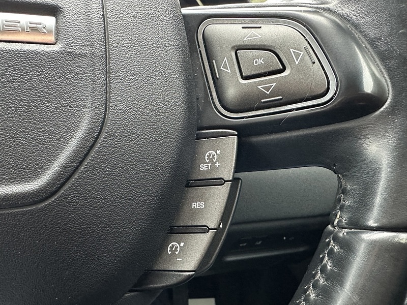 Used Land Rover Range Rover Evoque 2016 for sale - 76686847: Photo 28