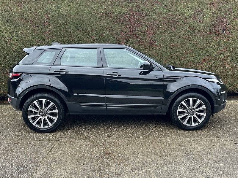 Used Land Rover Range Rover Evoque 2016 for sale - 76686847: Photo 4