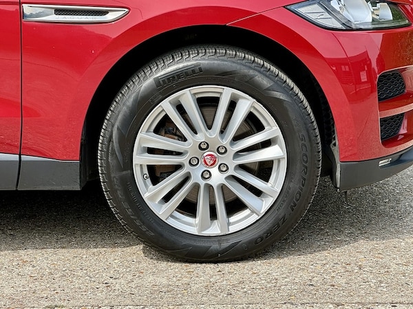 Used Jaguar F-Pace 2017 for sale - 75574133: Photo 32