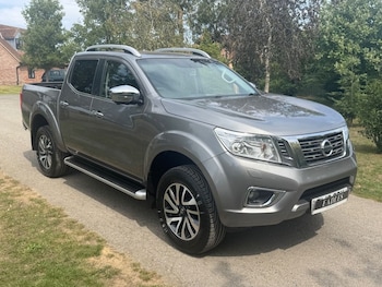Used Nissan Navara 2018 for sale - 75559486: Photo
