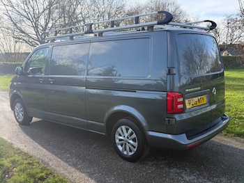 Used Volkswagen Transporter 2019 for sale - 77250299: Photo