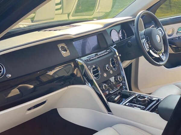 Used Rolls-Royce Cullinan 2020 for sale - 69876935: Photo 17