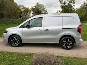 Used Nissan Other 2023 for sale - 76210300: Photo 3