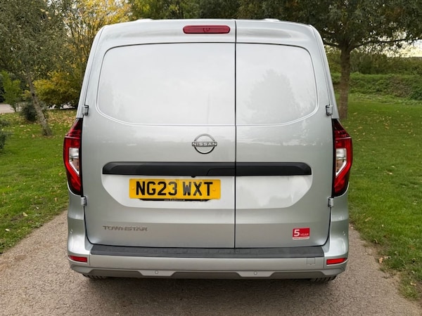 Used Nissan Other 2023 for sale - 76210300: Photo 5