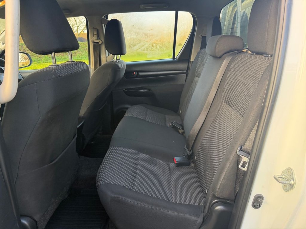 Used Toyota Hilux 2018 for sale - 76848319: Photo 13