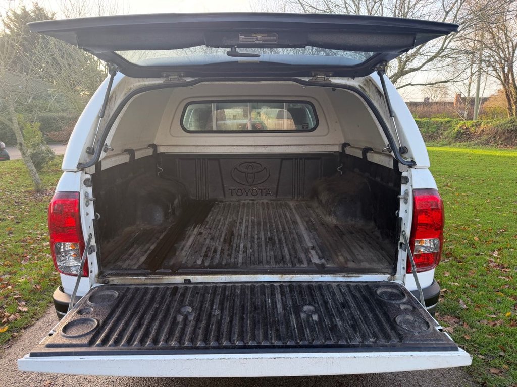 Used Toyota Hilux 2018 for sale - 76848319: Photo 14