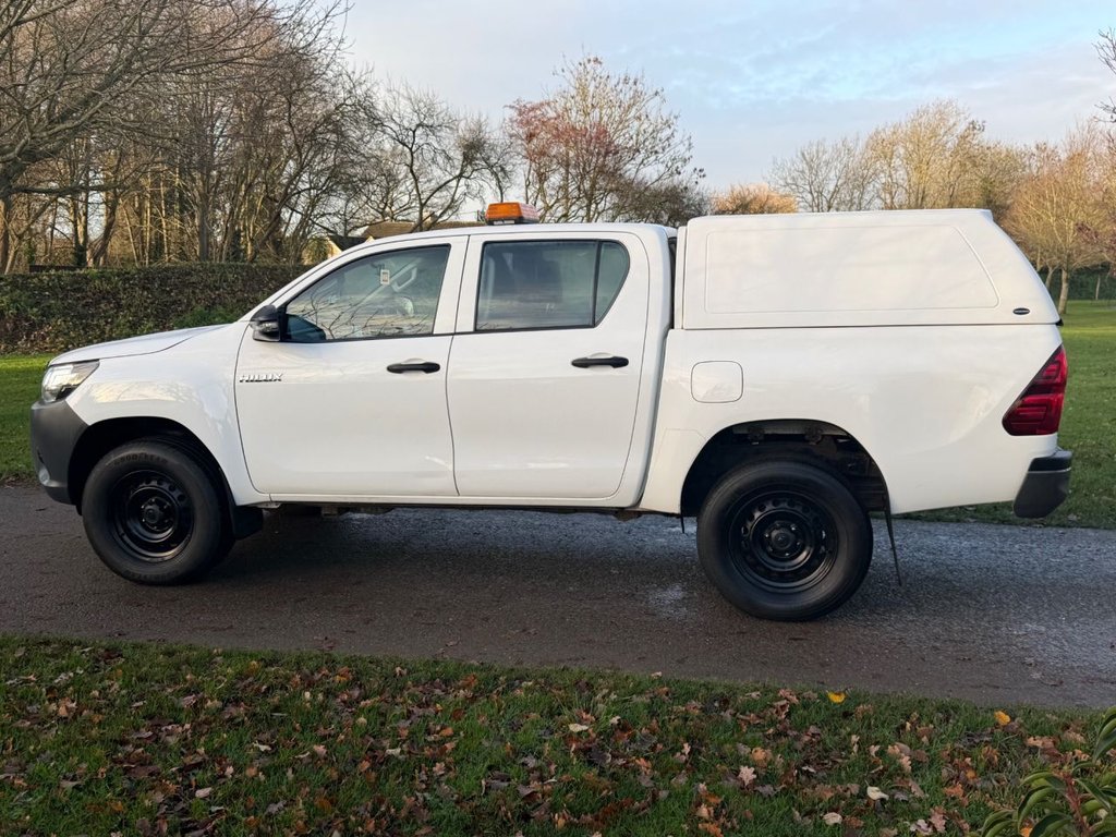 Used Toyota Hilux 2018 for sale - 76848319: Photo 3