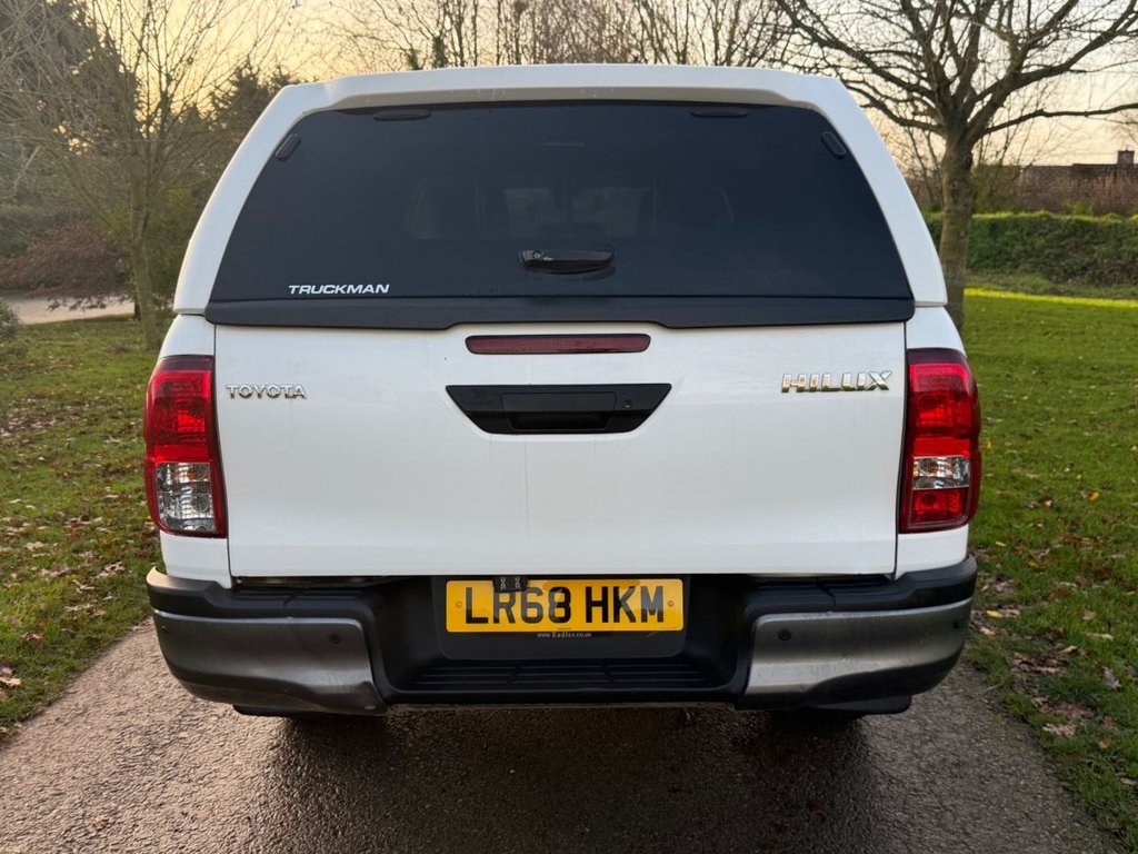 Used Toyota Hilux 2018 for sale - 76848319: Photo 5