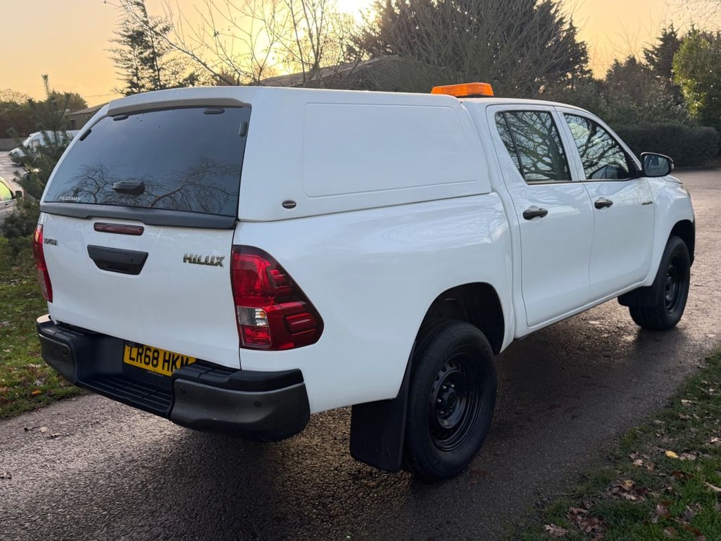 Used Toyota Hilux 2018 for sale - 76848319: Photo 6