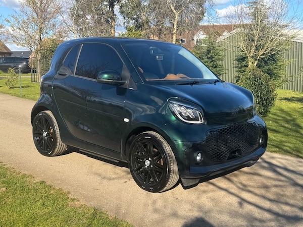 Used smart fortwo 2021 for sale - 74040308: Photo 1