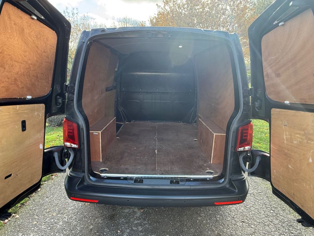 Used Volkswagen Transporter 2021 for sale - 76520497: Photo 11