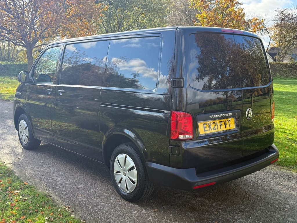 Used Volkswagen Transporter 2021 for sale - 76520497: Photo 4