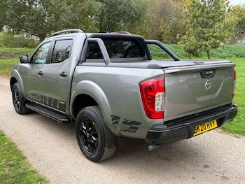 Used Nissan Navara 2020 for sale - 76266917: Photo
