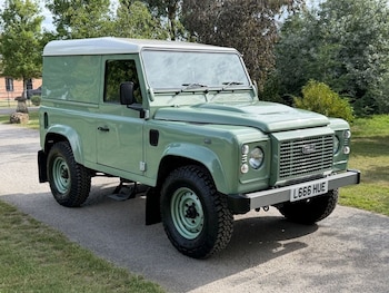 Used Land Rover Defender 90 2016 for sale - 79059661: Photo