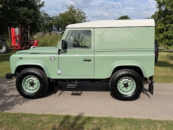 Used Land Rover Defender 90 2016 for sale - 79059661: Photo