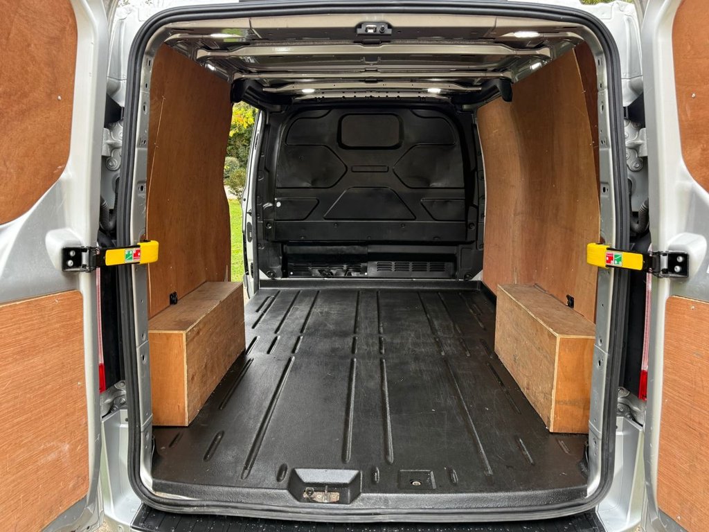 Used Ford Transit Custom 2021 for sale - 76304365: Photo 16