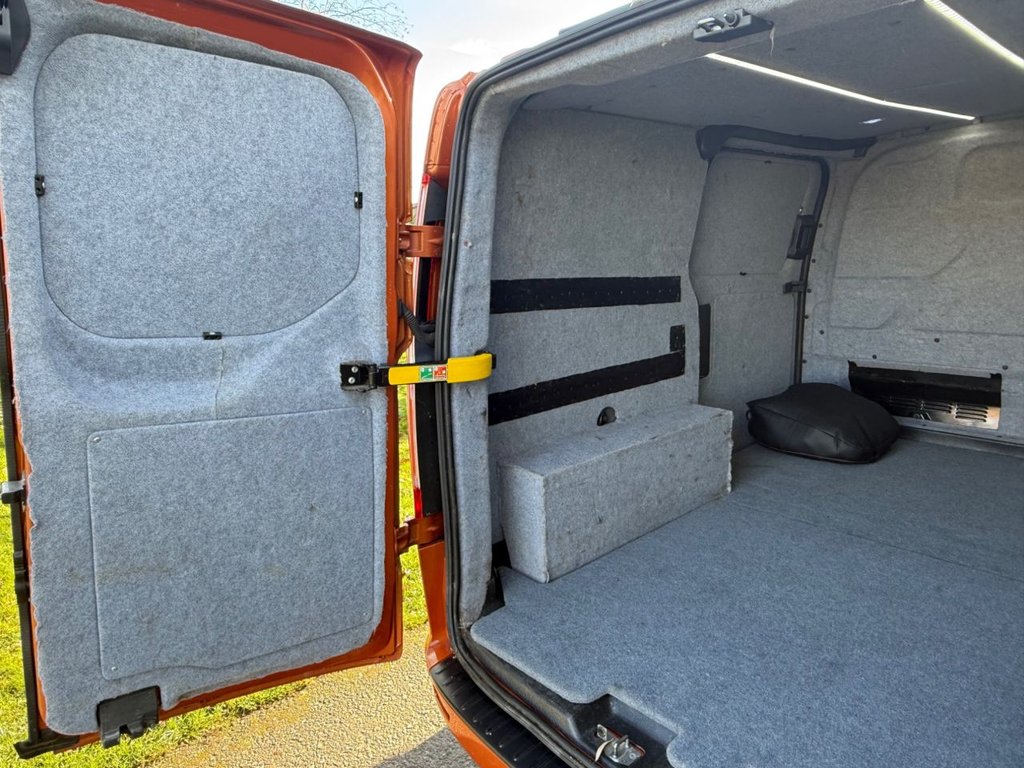 Used Ford Transit Custom 2019 for sale - 77200371: Photo 15