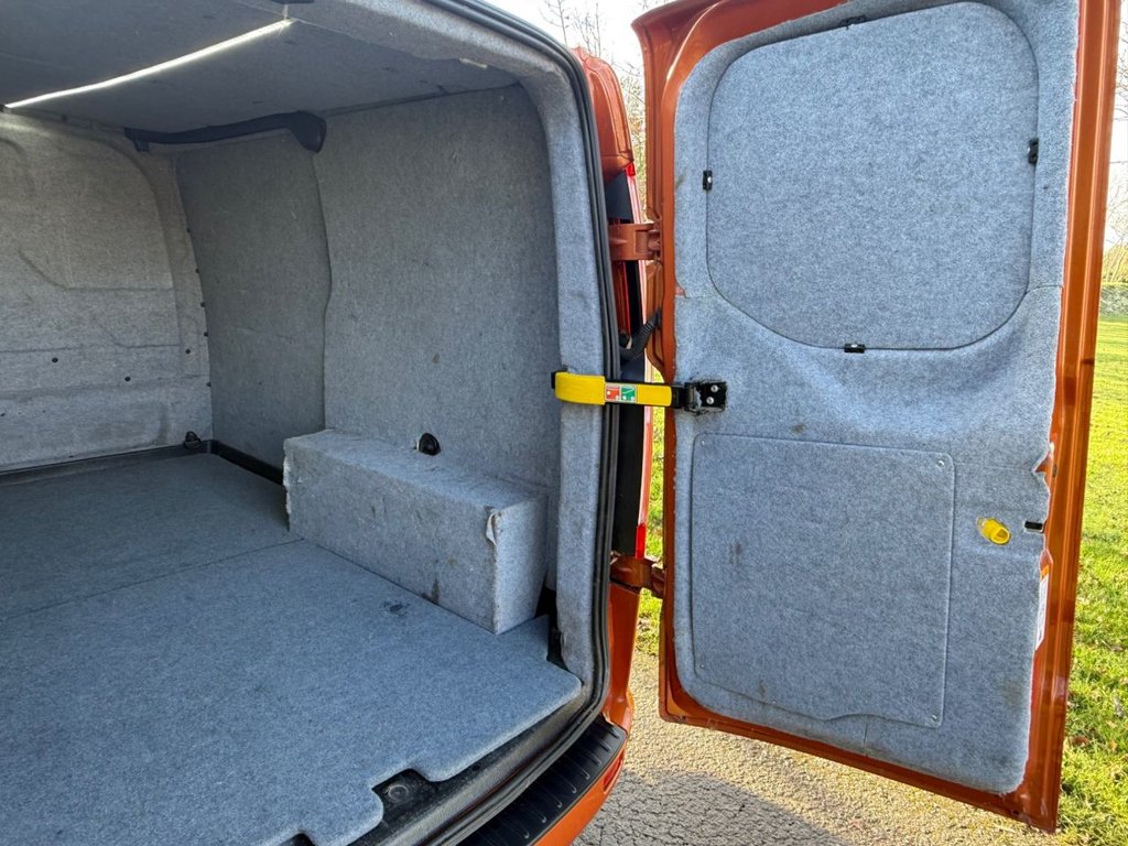 Used Ford Transit Custom 2019 for sale - 77200371: Photo 16