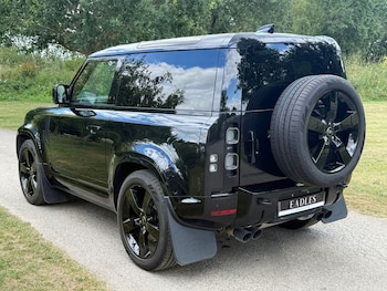 Used Land Rover Defender 90 2021 for sale - 79072265: Photo
