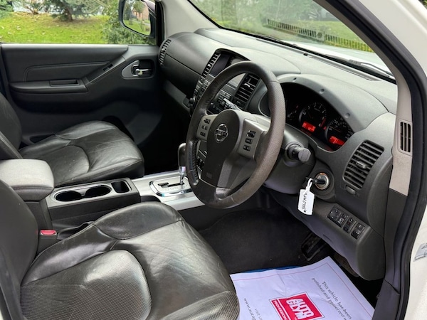Used Nissan Navara 2013 for sale - 76333243: Photo 11