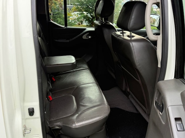 Used Nissan Navara 2013 for sale - 76333243: Photo 13