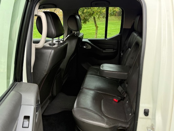 Used Nissan Navara 2013 for sale - 76333243: Photo 16