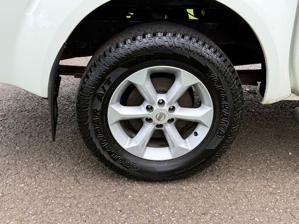 Used Nissan Navara 2013 for sale - 76333243: Photo 8