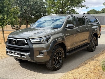 Used Toyota Hilux 2023 for sale - 79607764: Photo