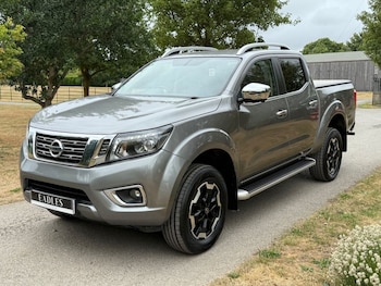 Used Nissan Navara 2020 for sale - 74947655: Photo