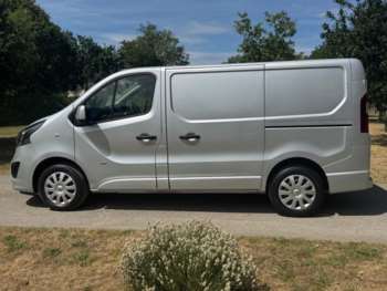 Used Vauxhall Vivaro 2017 for sale - 75149541: Photo