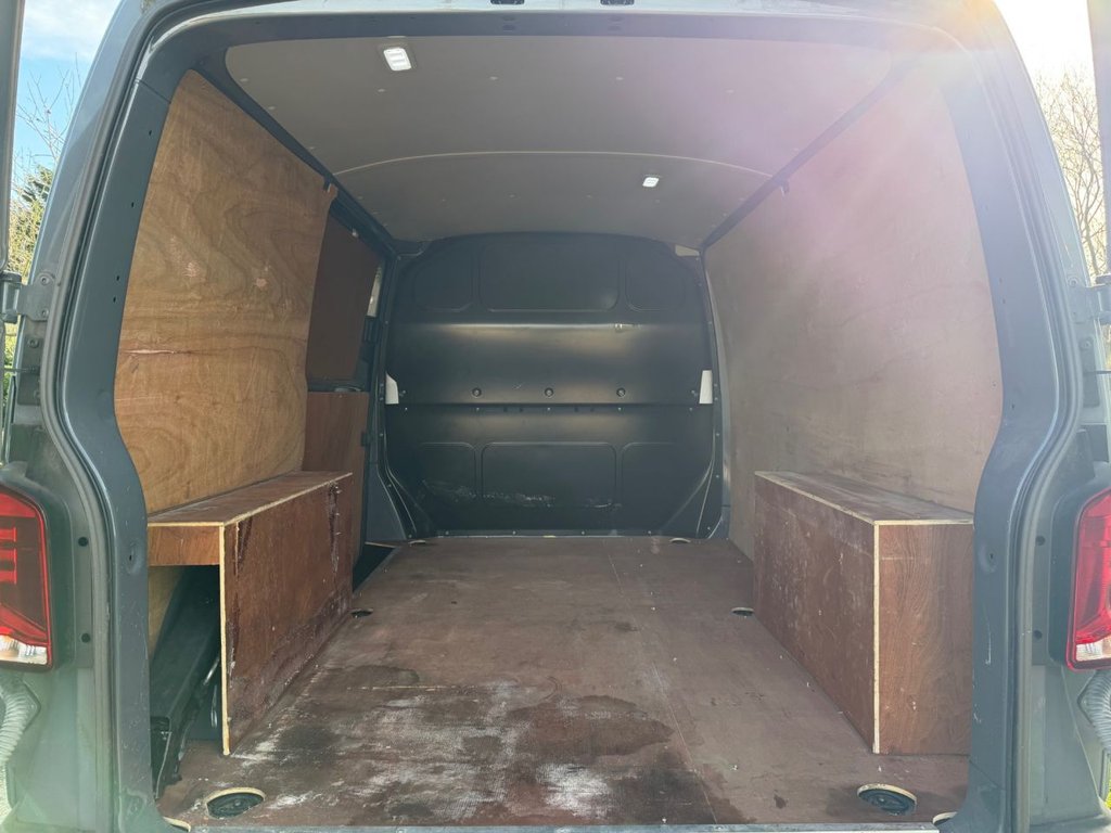 Used Volkswagen Transporter 2022 for sale - 77655380: Photo 13