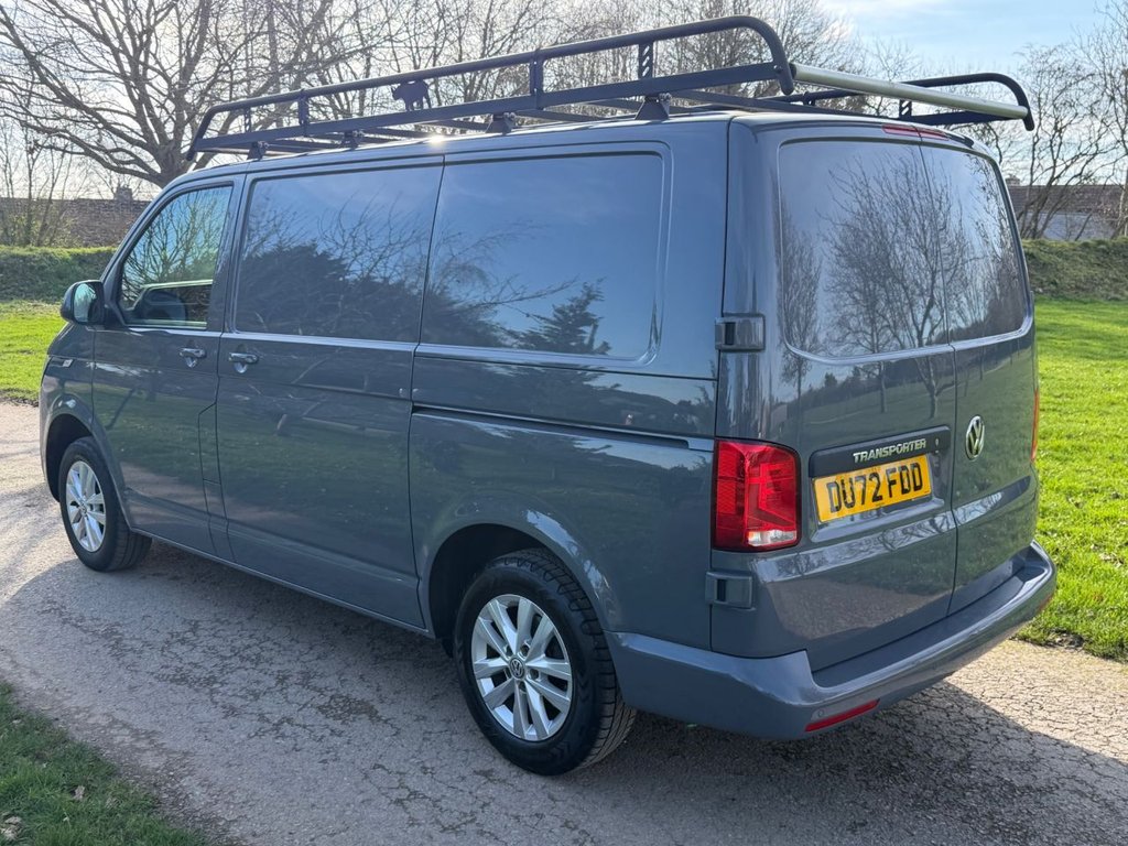 Used Volkswagen Transporter 2022 for sale - 77655380: Photo 4