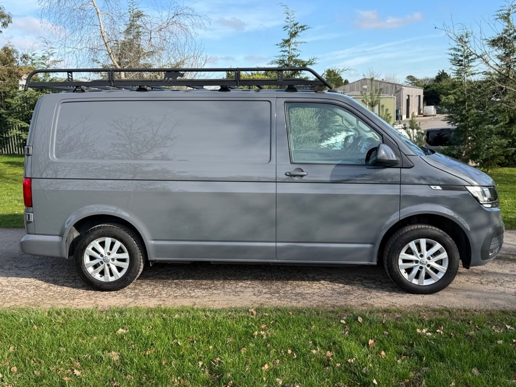 Used Volkswagen Transporter 2022 for sale - 77655380: Photo 7