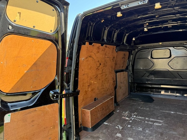 Used Ford Transit Custom 2018 for sale - 74295688: Photo 20