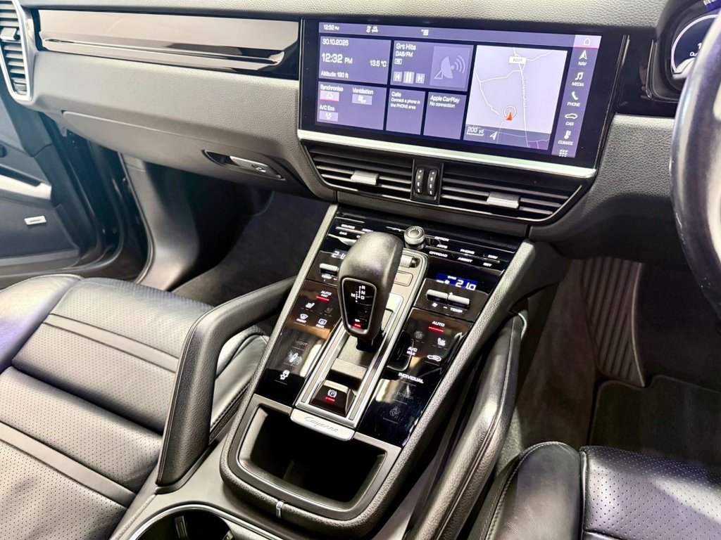 Used Porsche Cayenne 2018 for sale - 76406920: Photo 26