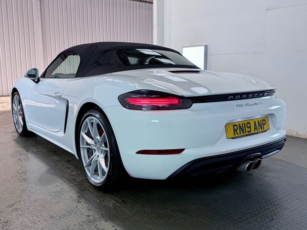 Used Porsche 718 Boxster 2019 for sale - 77571399: Photo 13