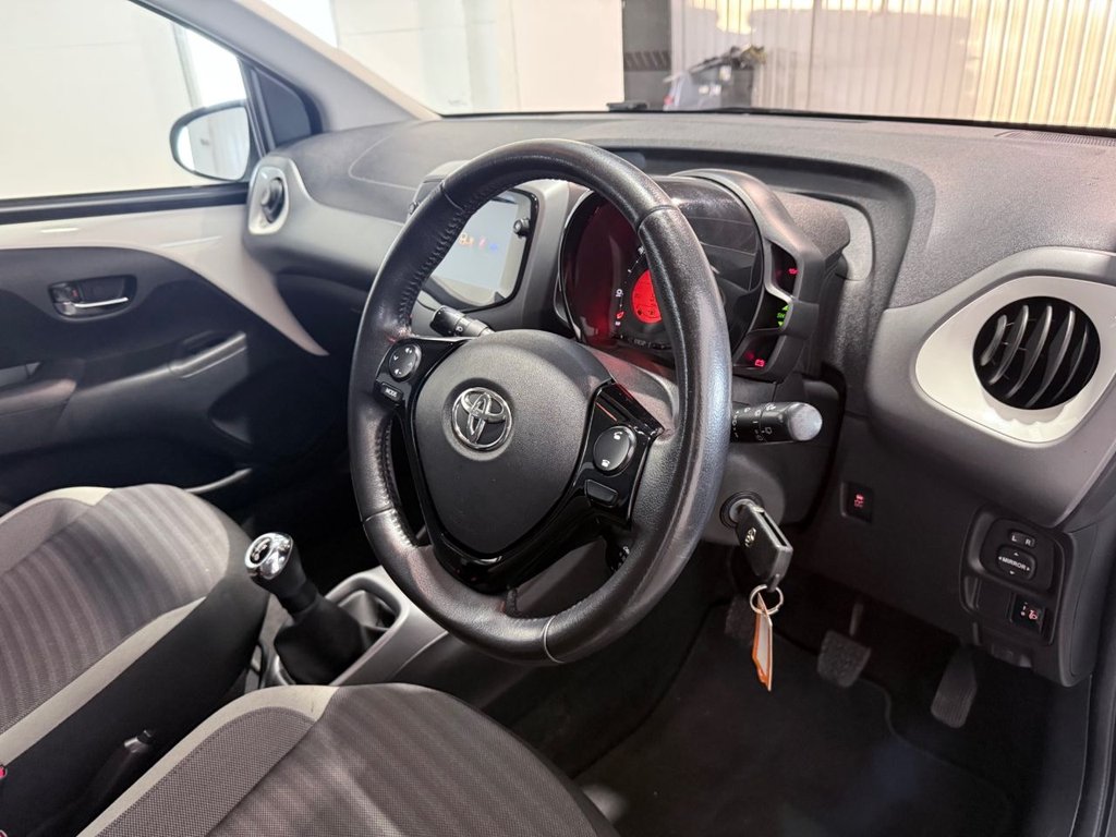 Used Toyota AYGO 2019 for sale - 76820301: Photo 11