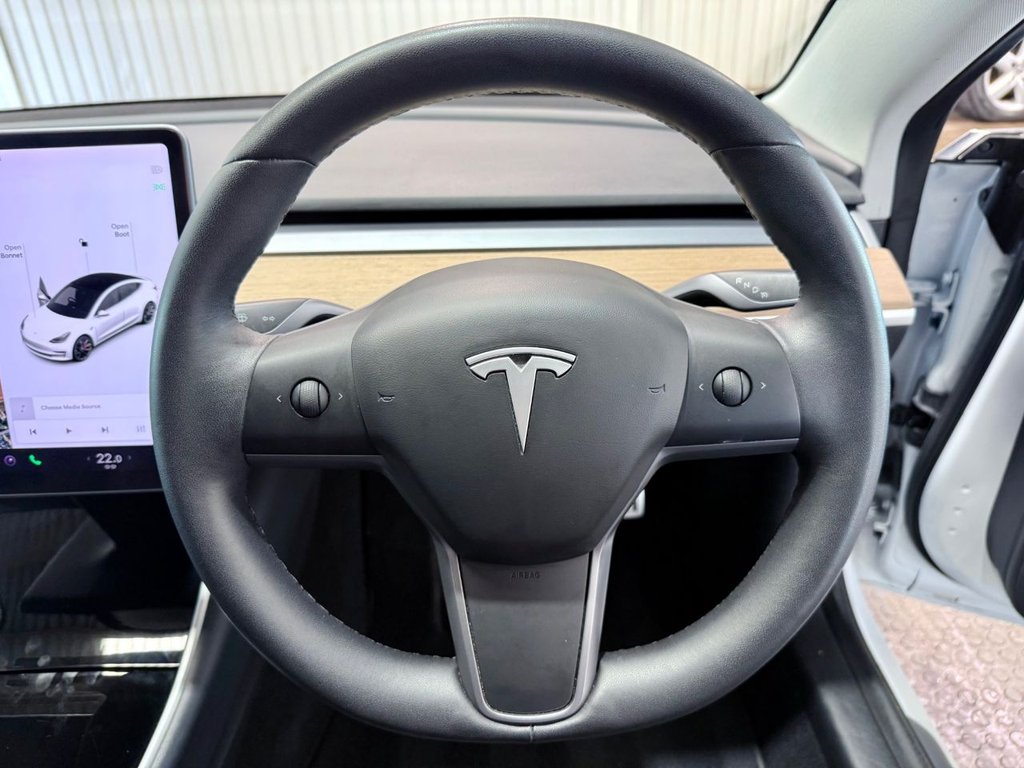 Used Tesla Model 3 2020 for sale - 76570475: Photo 12