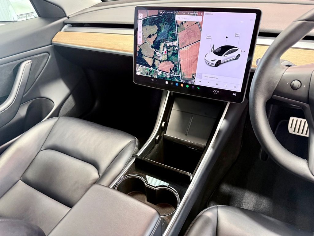 Used Tesla Model 3 2020 for sale - 76570475: Photo 20