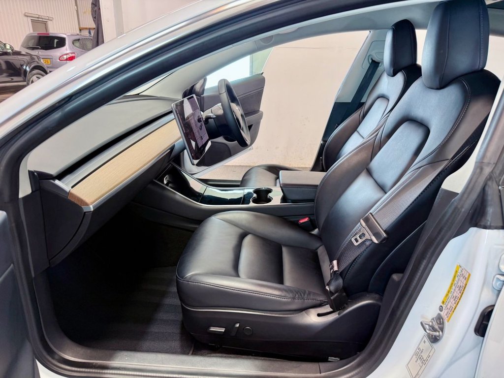 Used Tesla Model 3 2020 for sale - 76570475: Photo 46