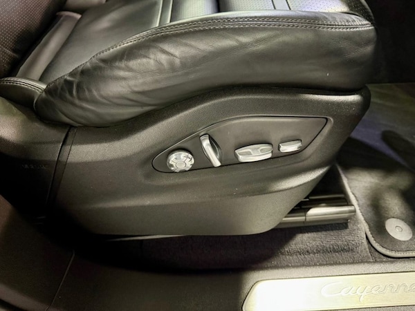 Used Porsche Cayenne 2019 for sale - 73013987: Photo 30
