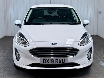 Used Ford Fiesta 2019 for sale - 78768975: Photo