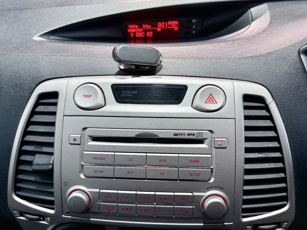 Used Hyundai i20 2010 for sale - 76481558: Photo 20