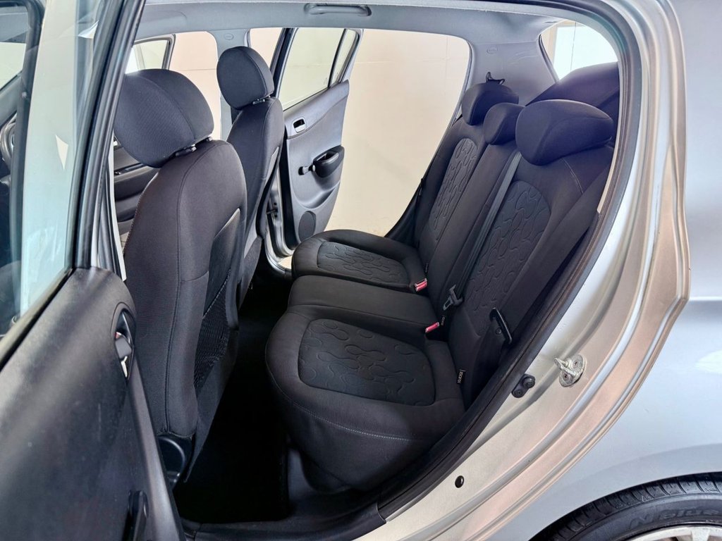 Used Hyundai i20 2010 for sale - 76481558: Photo 25