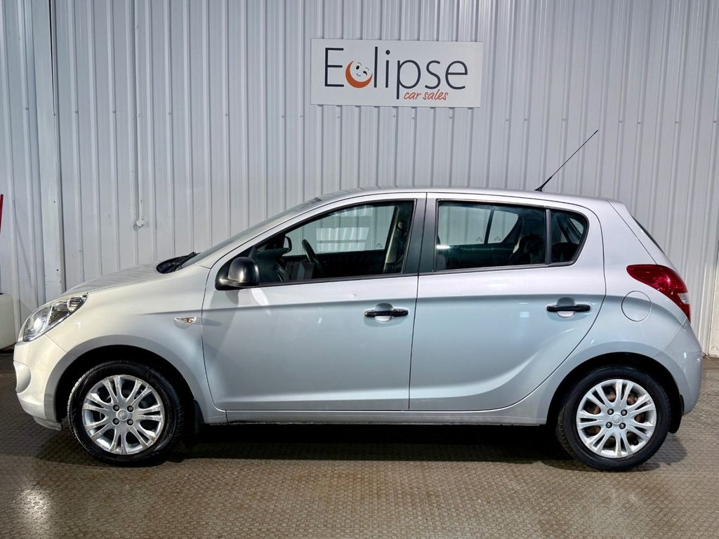 Used Hyundai i20 2010 for sale - 76481558: Photo 8