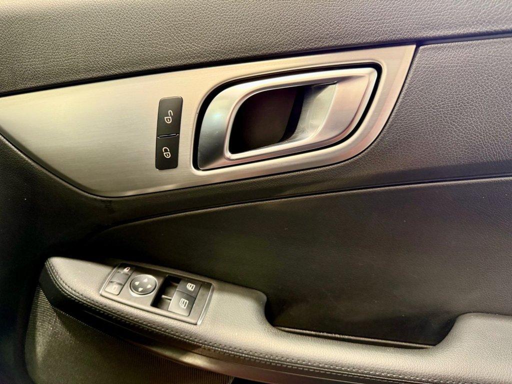 Used Mercedes-Benz SLK 2011 for sale - 78124596: Photo 16