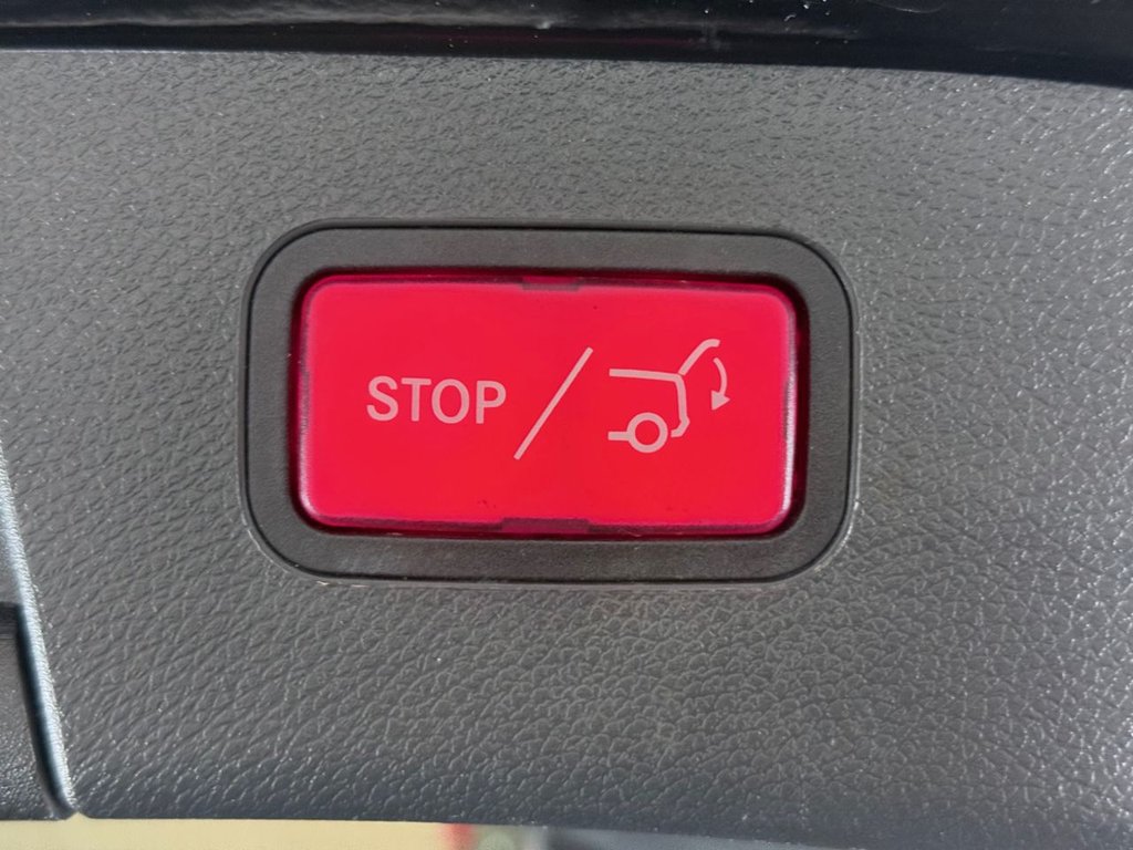 Used Mercedes-Benz GLA 2017 for sale - 77608596: Photo 35